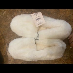 Fluffy slippers